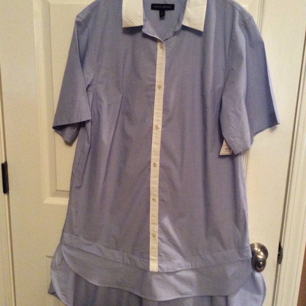 Banana Republic Light Blue Short-Sleeve Shirt Dress with White Trim